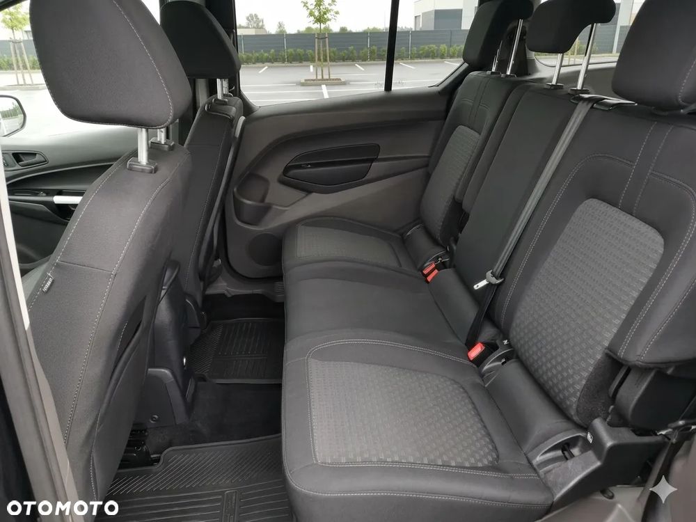 Ford Tourneo Connect - 6