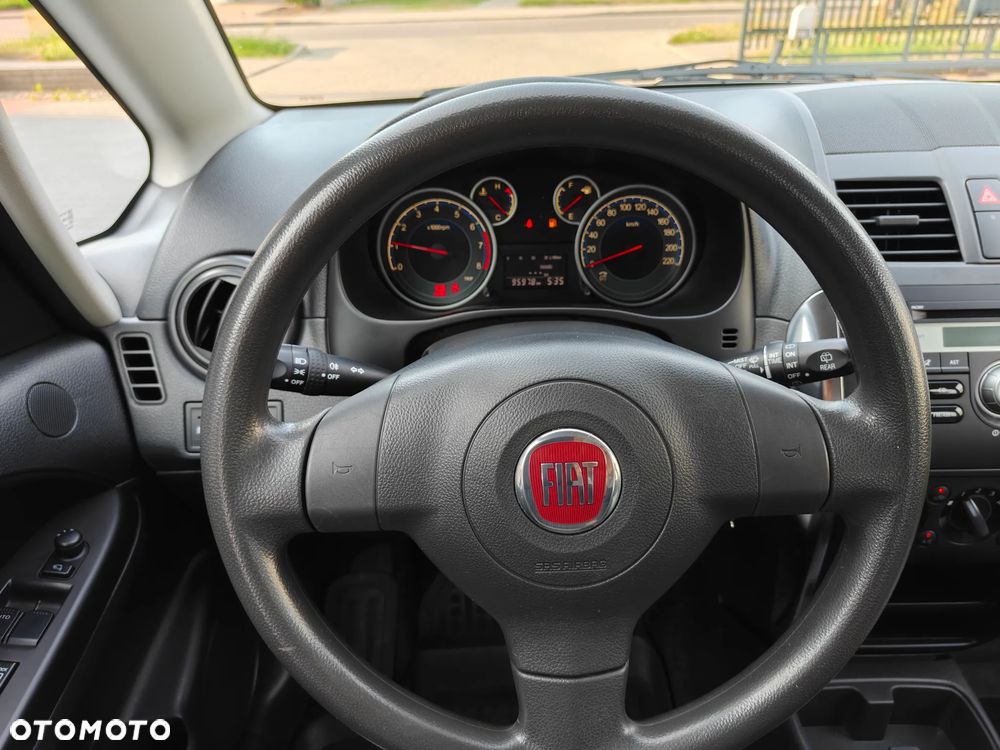 Fiat Sedici - 25