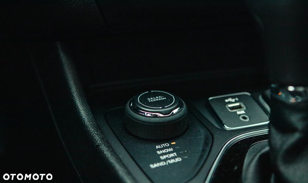 Jeep Cherokee 3.2 V6 Active Drive I Limited - 20