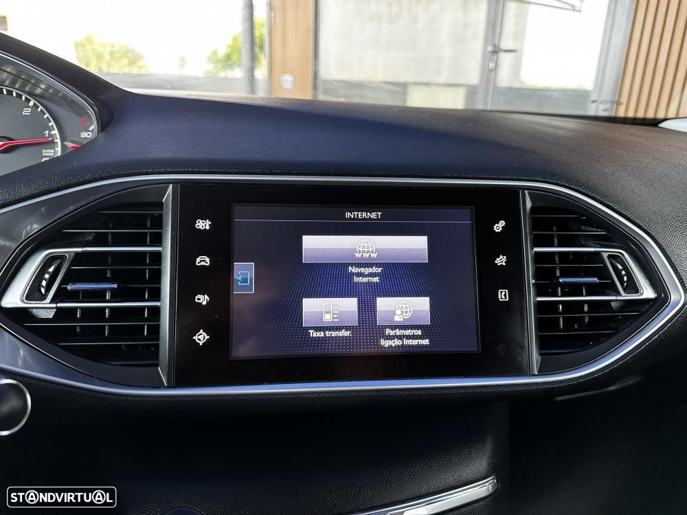 Peugeot 308 1.6 BlueHDi Allure - 32