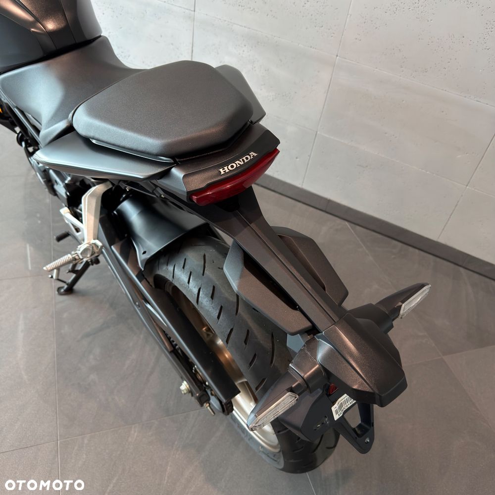Honda CB - 14