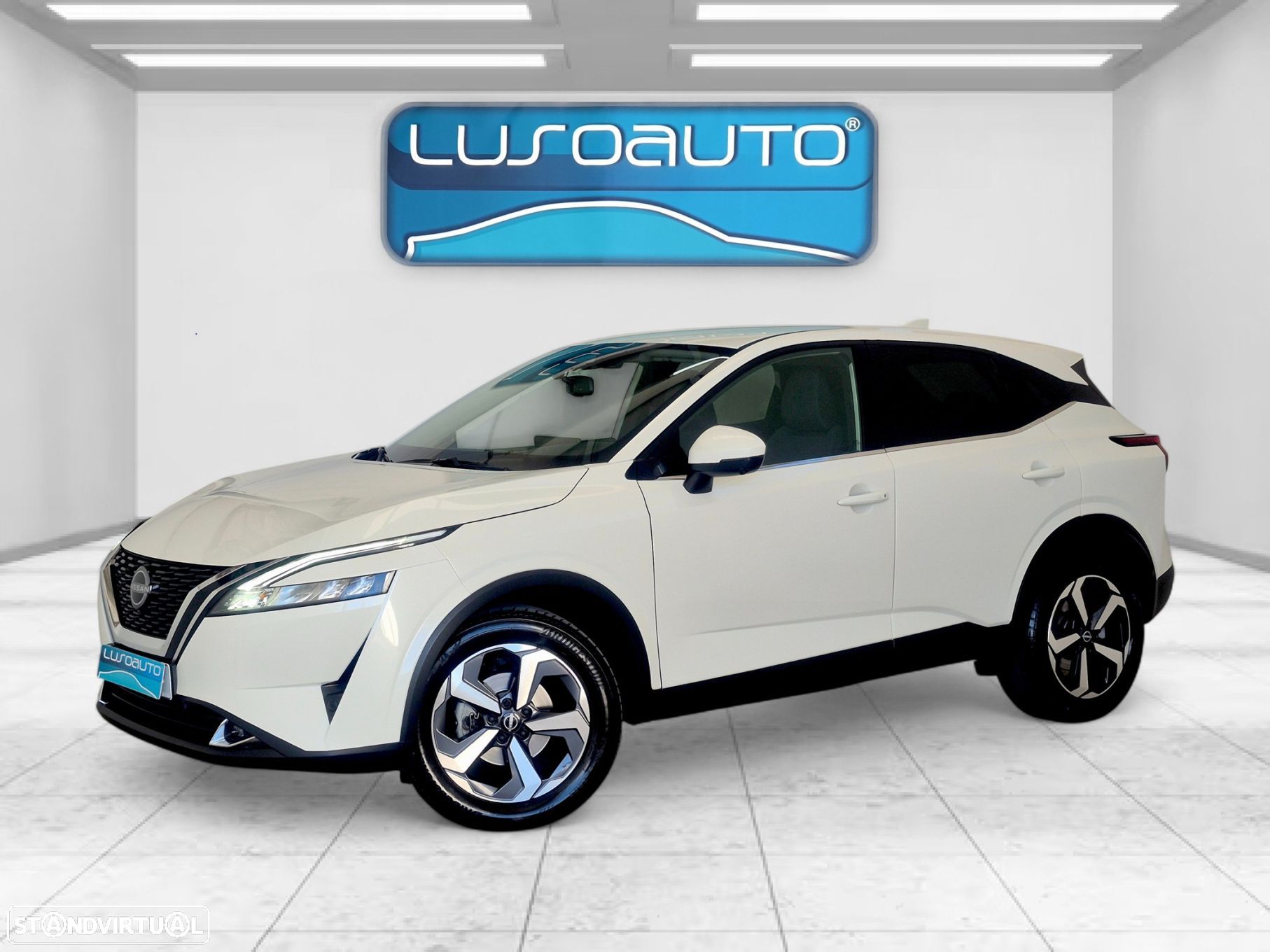 Nissan Qashqai 1.3 DIG-T N-Connecta LED Xtronic - 1