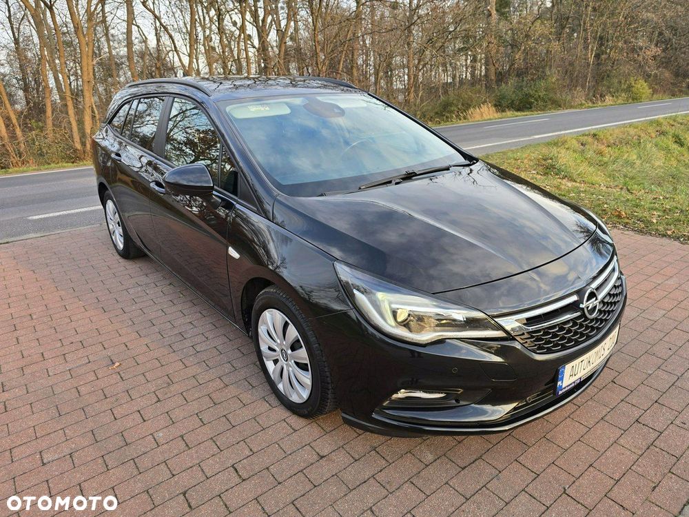 Opel Astra 1.6 CDTI Active - 11