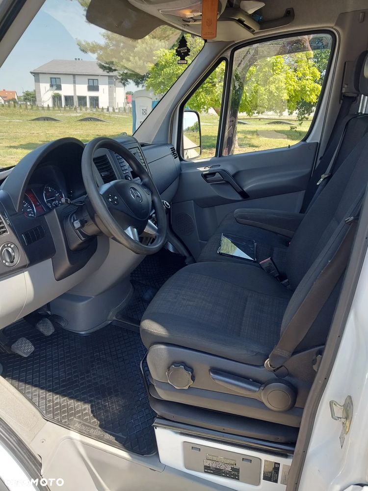 Mercedes-Benz Sprinter - 6