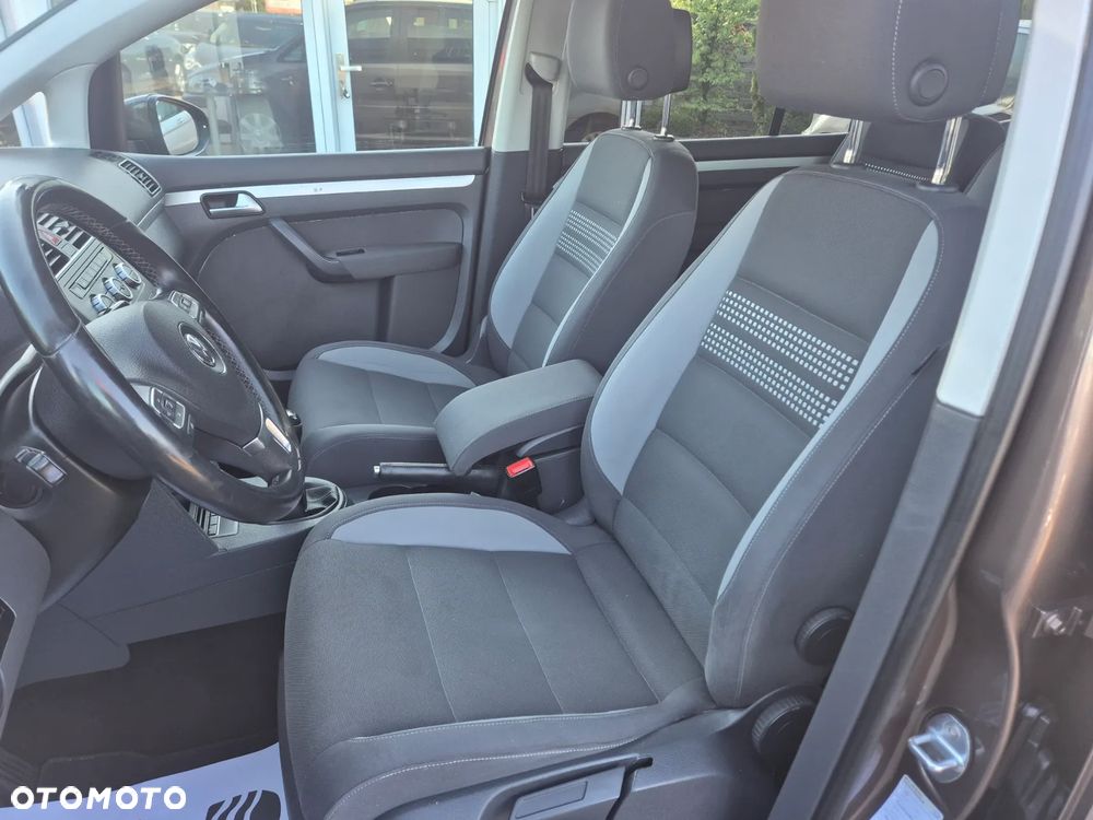 Volkswagen Touran 1.6 TDI DPF Life - 11