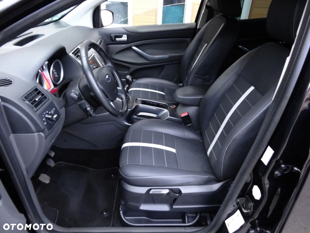 Ford Kuga 2.0 TDCi 4x4 Titanium - 21