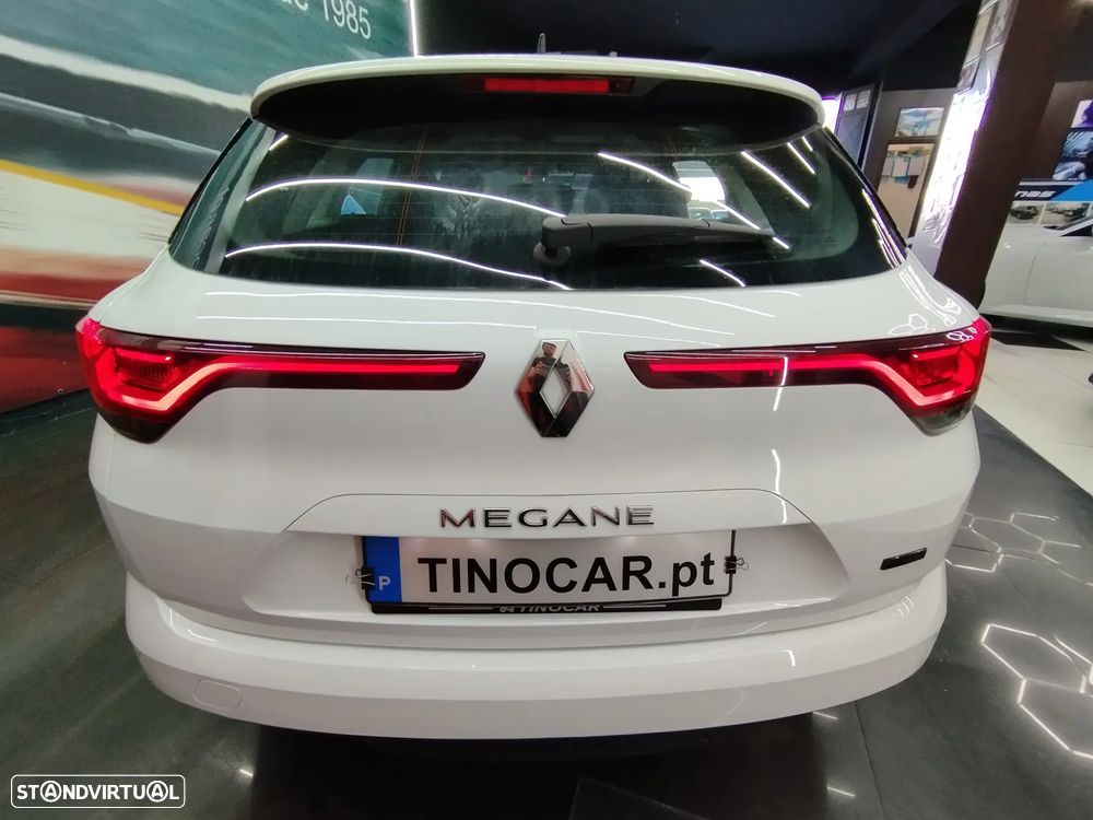 Renault Mégane Sport Tourer 1.6 E-Tech Plug-In Limited - 11
