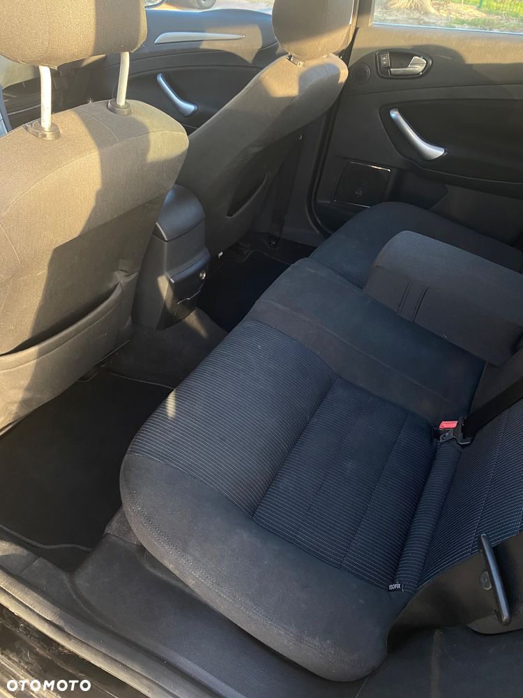Ford Mondeo - 10