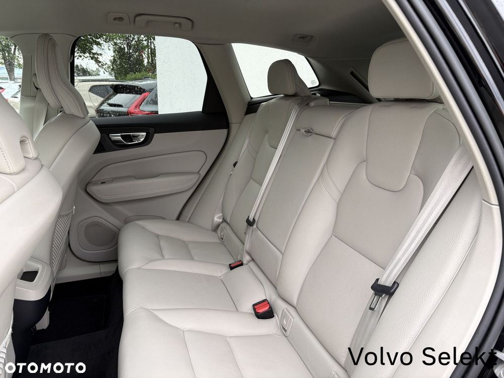 Volvo XC 60 - 21