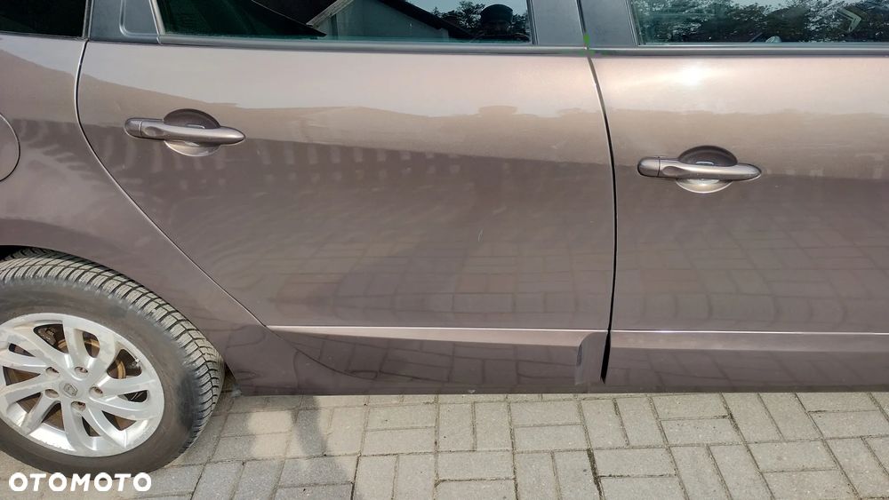 Renault Scenic 1.6 dCi Energy Limited - 14