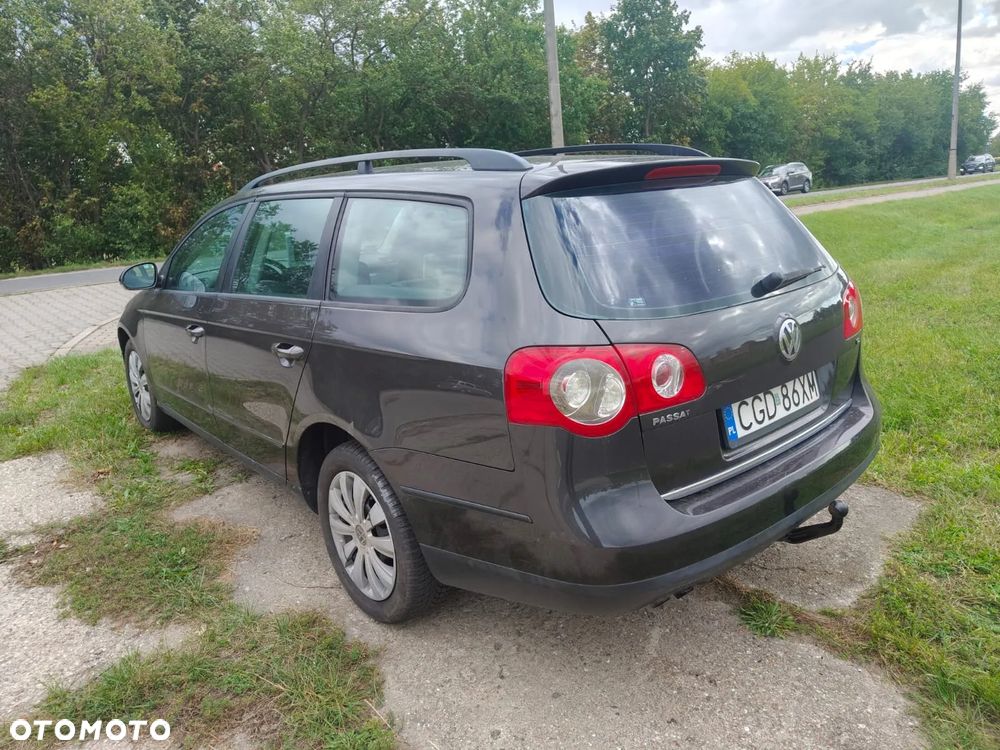 Volkswagen Passat - 5
