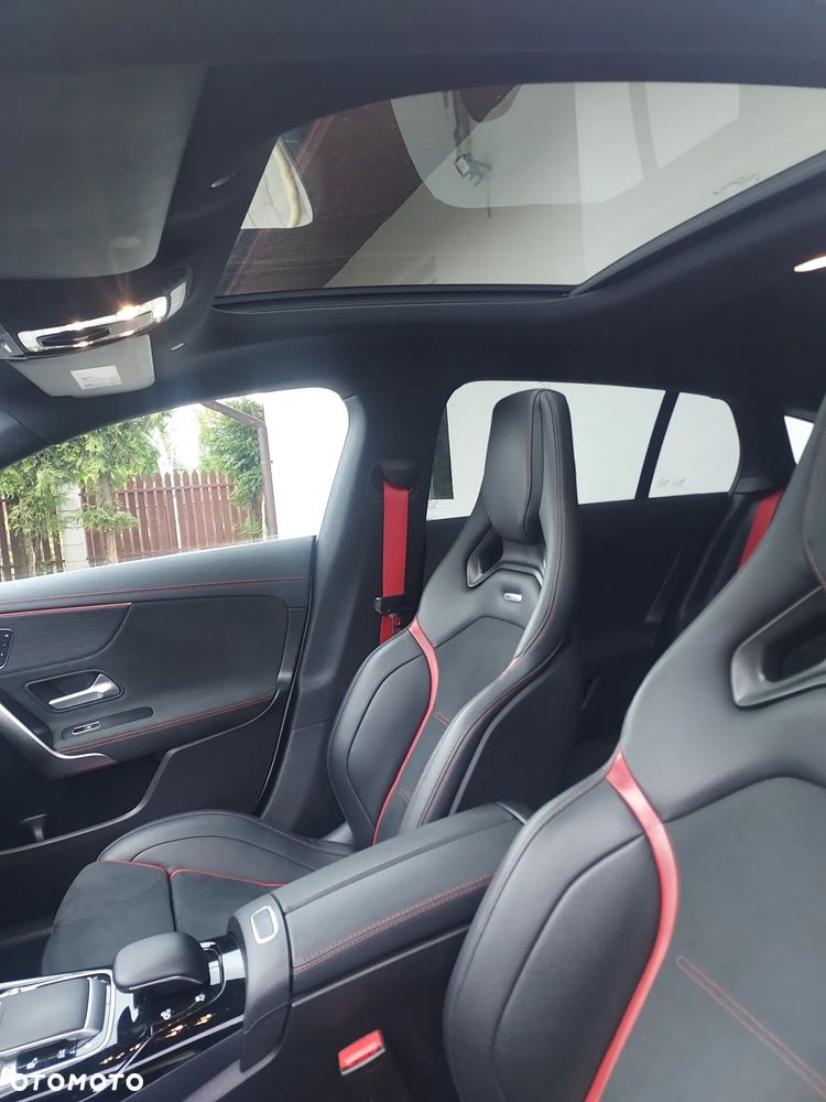 Mercedes-Benz CLA AMG 35 4Matic B AMG Speedshift 7G-DCT - 20