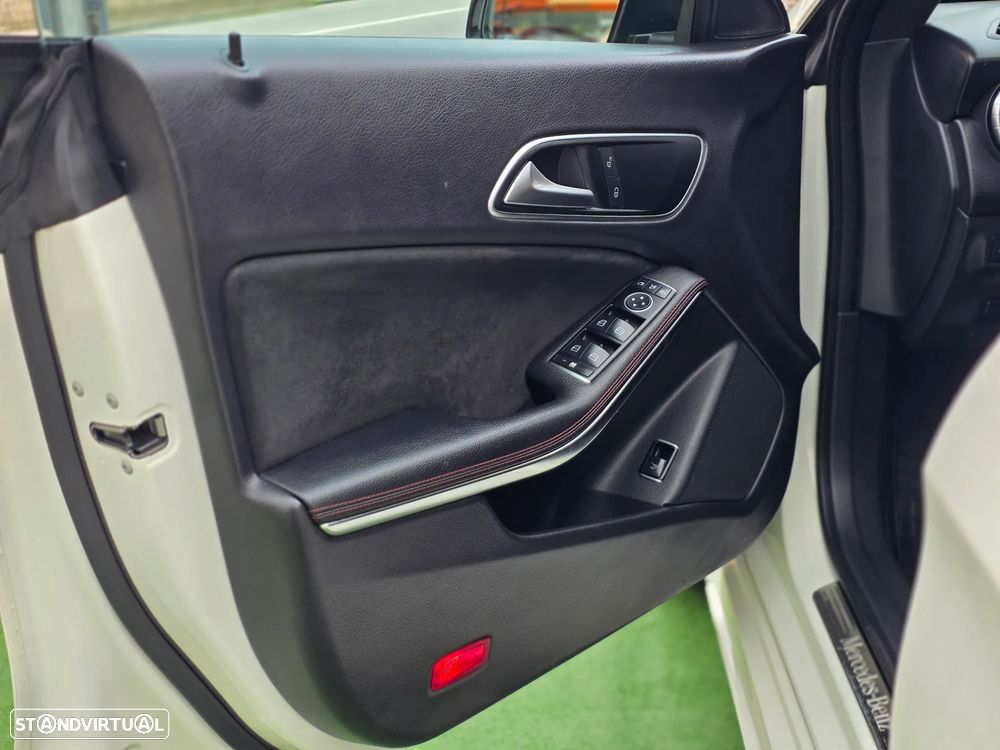 Mercedes-Benz CLA 220 CDI AMG Line Aut. - 19