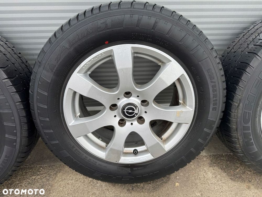 Trafic III Vivaro B1,6 DCI alufelgi z oponami 215/65/16C 4szt - 3