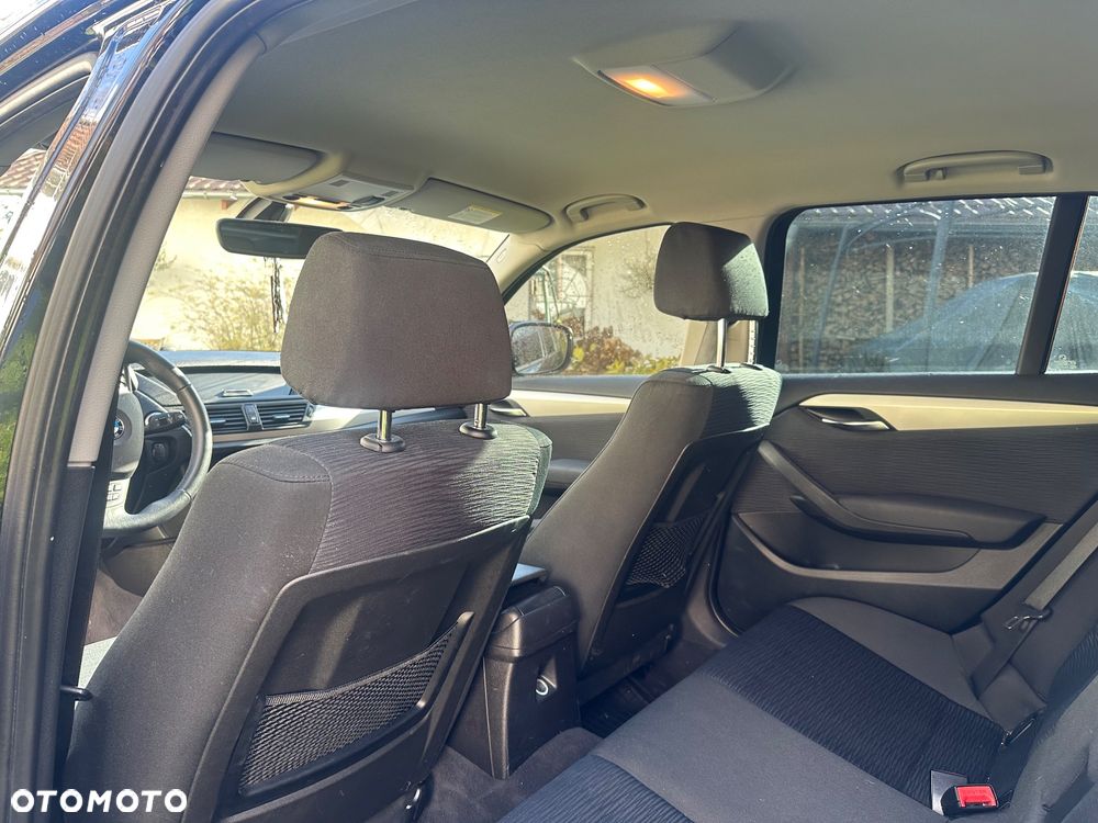 BMW X1 sDrive18d Sport Line - 10