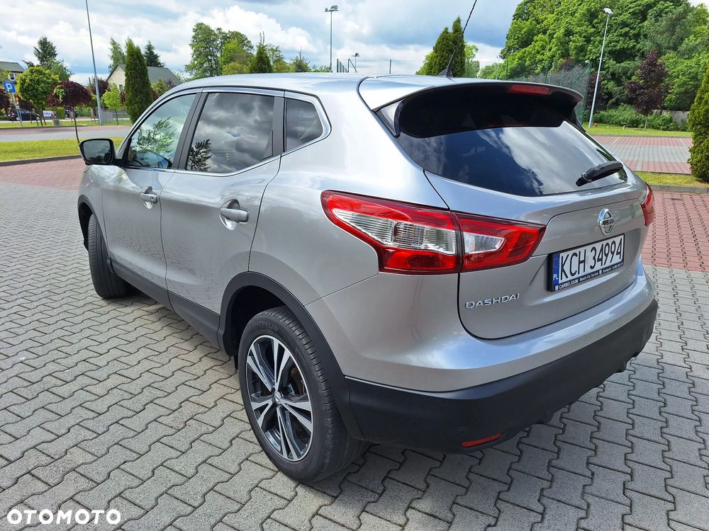 Nissan Qashqai 1.6 DCi 4x4 Tekna EU6 - 7