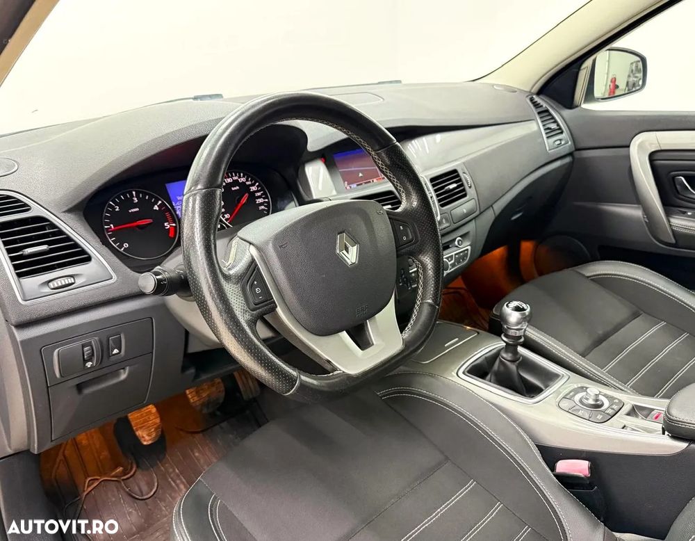 Renault Laguna dCi 110 FAP Expression - 16