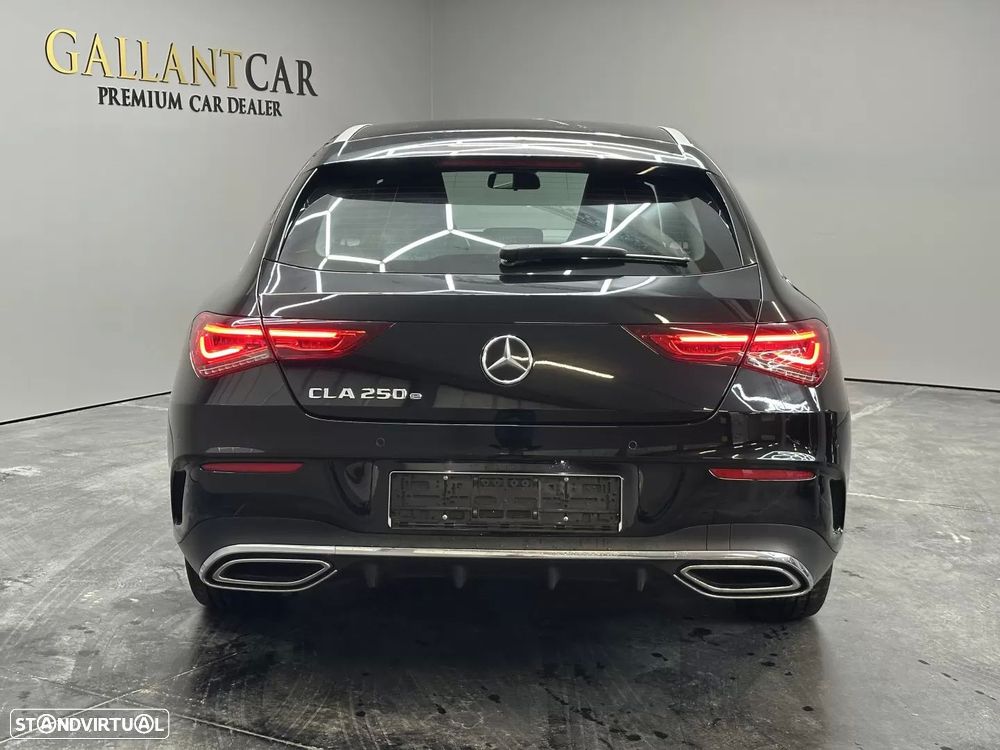 Mercedes-Benz CLA 250 e Shooting Brake AMG Line - 4