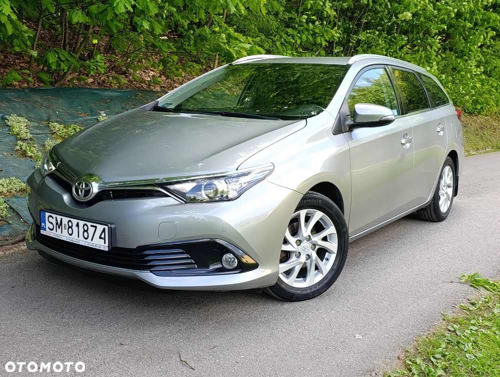 Toyota Auris 1.6 Comfort - 3