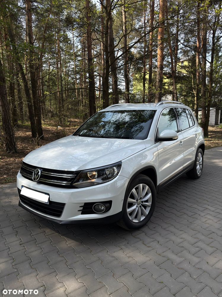 Volkswagen Tiguan - 1