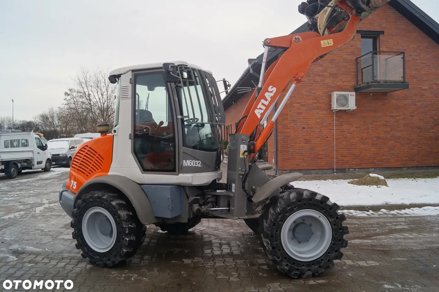 Atlas AR 75 / 2012 rok - 16