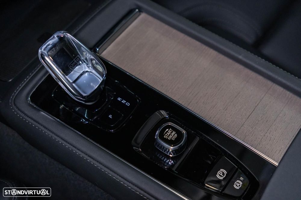 Volvo XC 90 2.0 T8 PHEV Plus Bright AWD - 40