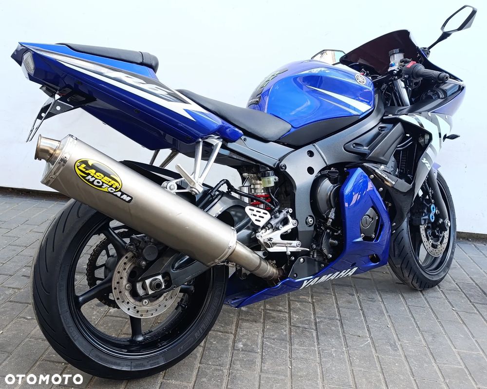 Yamaha R6 - 6