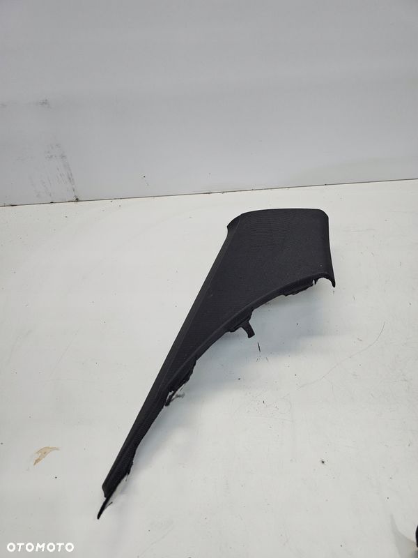 OSŁONA POSZYCIE SŁUPKA LEWE AUDI A4 B8 8K5867245 V48 - 2