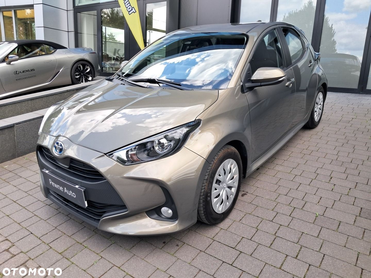 Toyota Yaris - 1