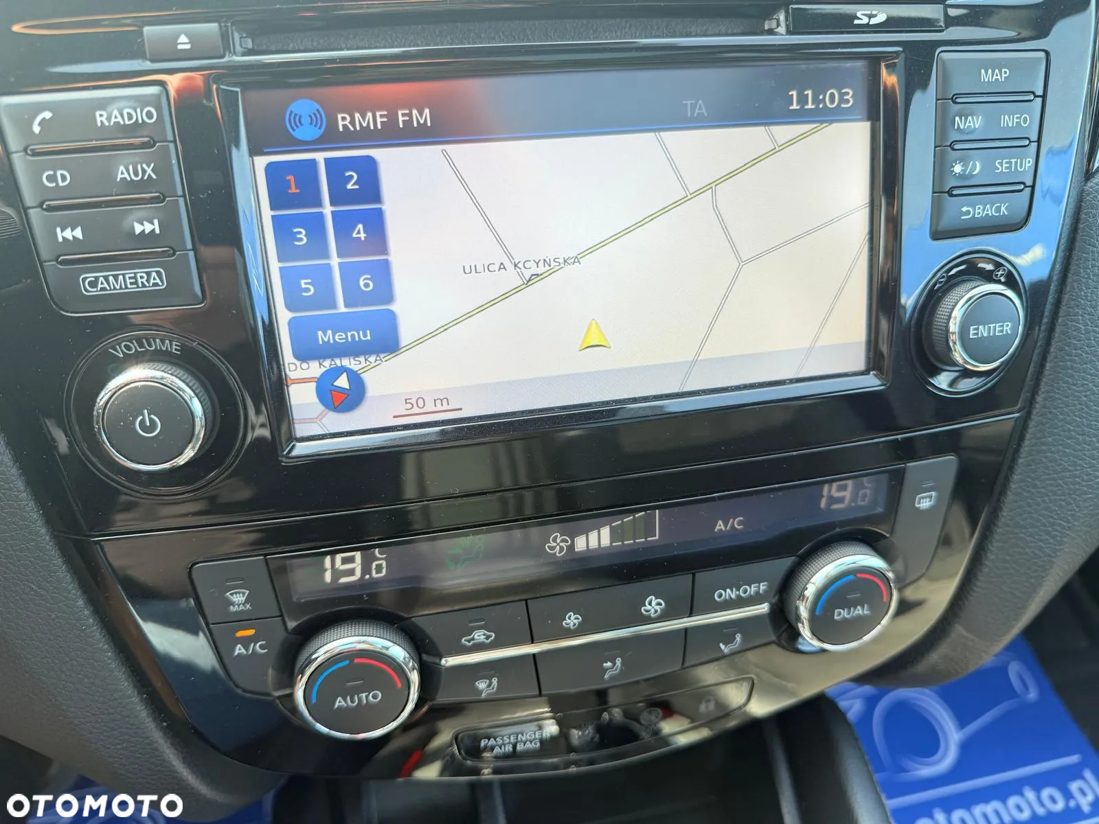 Nissan Qashqai 1.6 dCi Xtronic TEKNA - 29