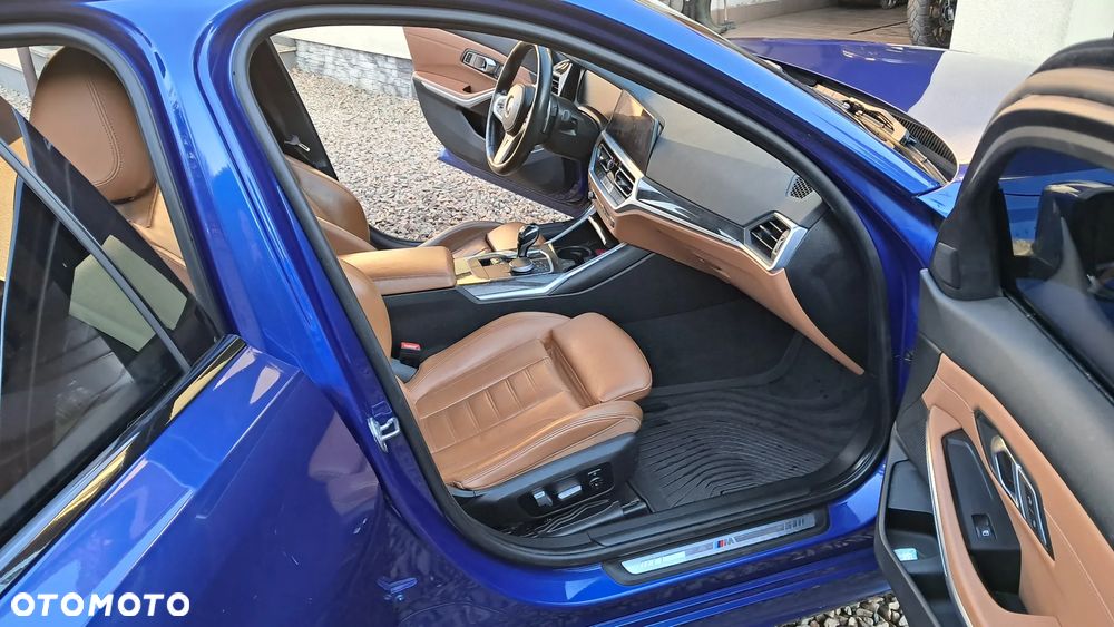 BMW Seria 3 330i M Sport - 12