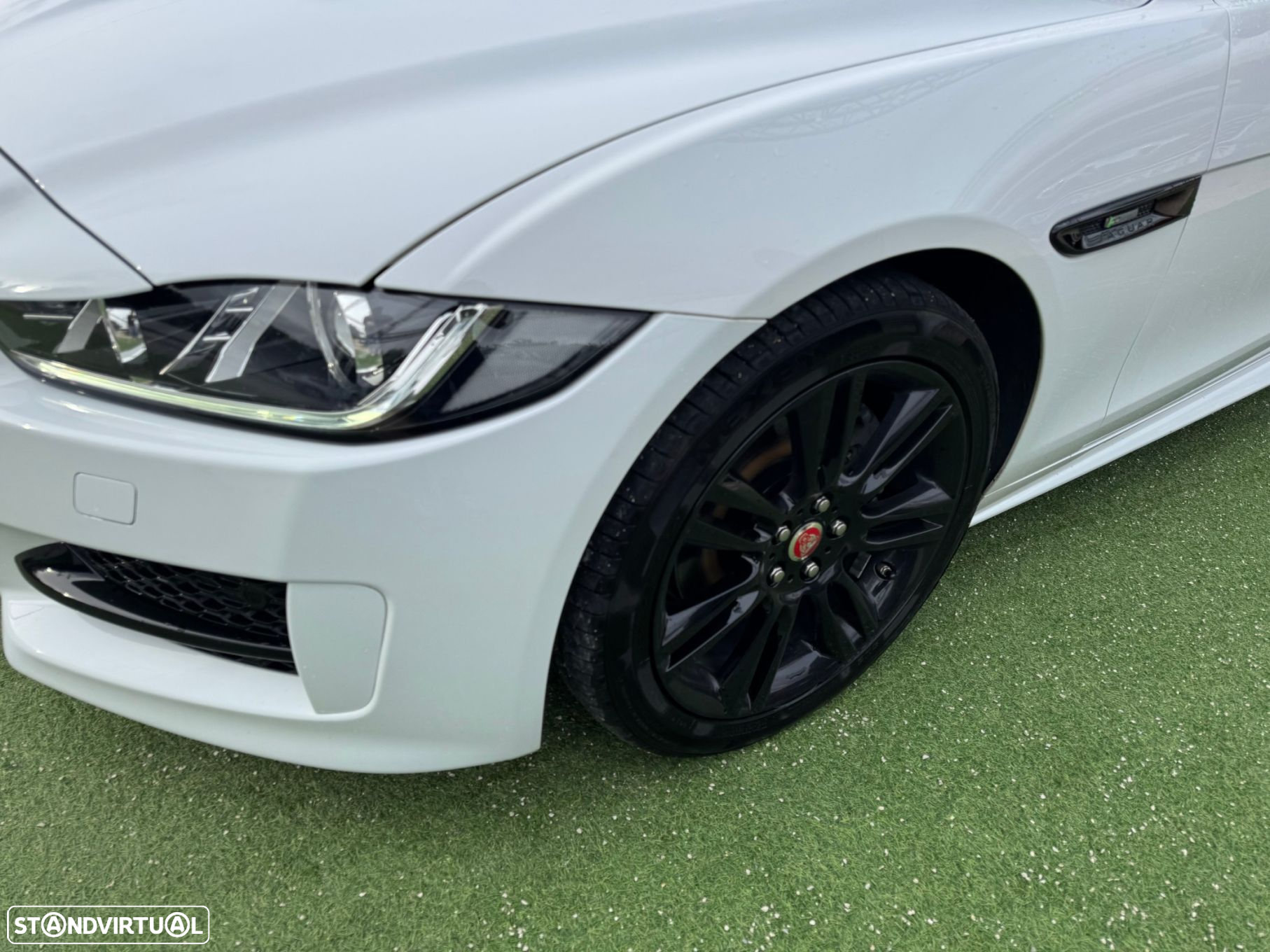 Jaguar XE 20d Aut. R-Sport - 33