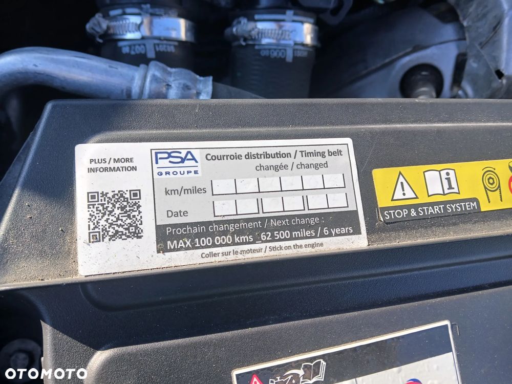 Peugeot 5008 PureTech 130 EAT8 Stop & Start GT - 24