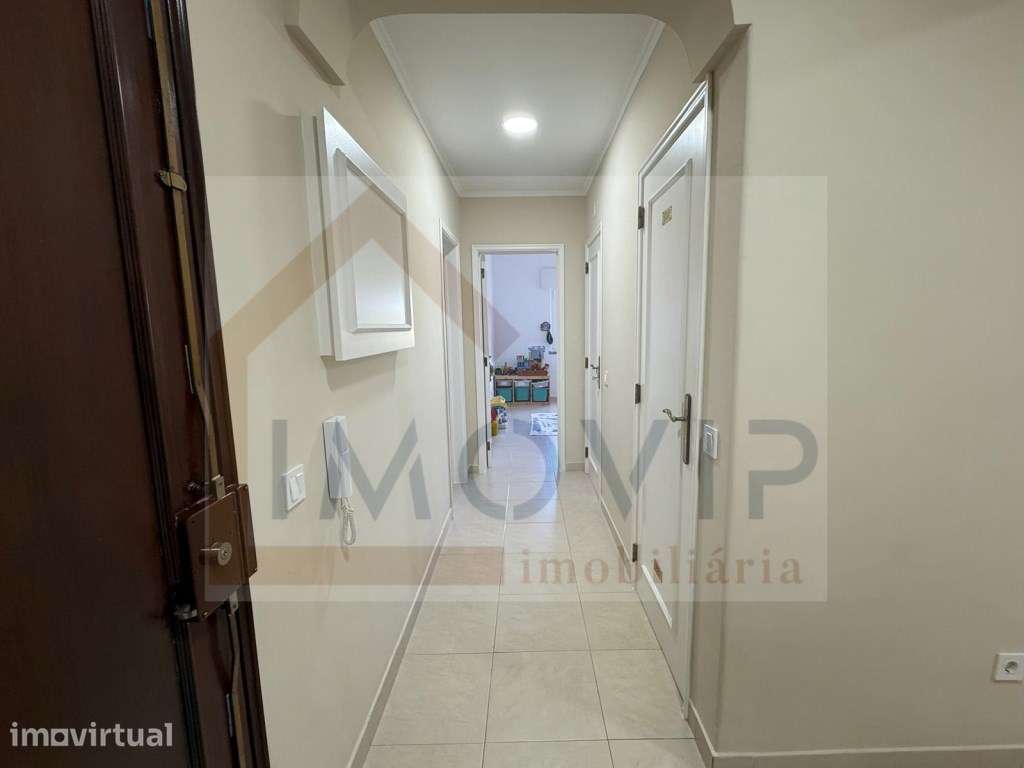 Apartamento T3 totalmente remodelado em zona nobre Setúbal - Grande imagem: 3/29