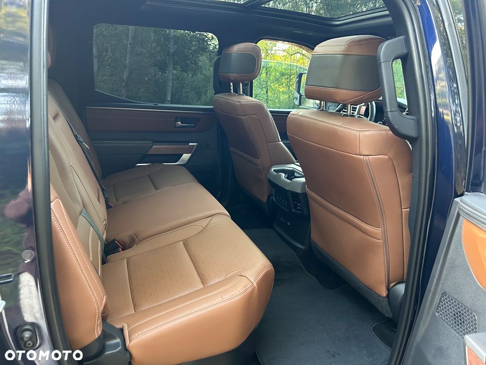 Toyota Tundra - 32