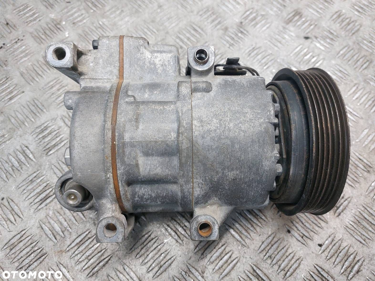 SPRĘŻARKA KLIMATYZACJI KIA PROCEED I LIFT 1.4 16V F500-AN8AA-03 - 3