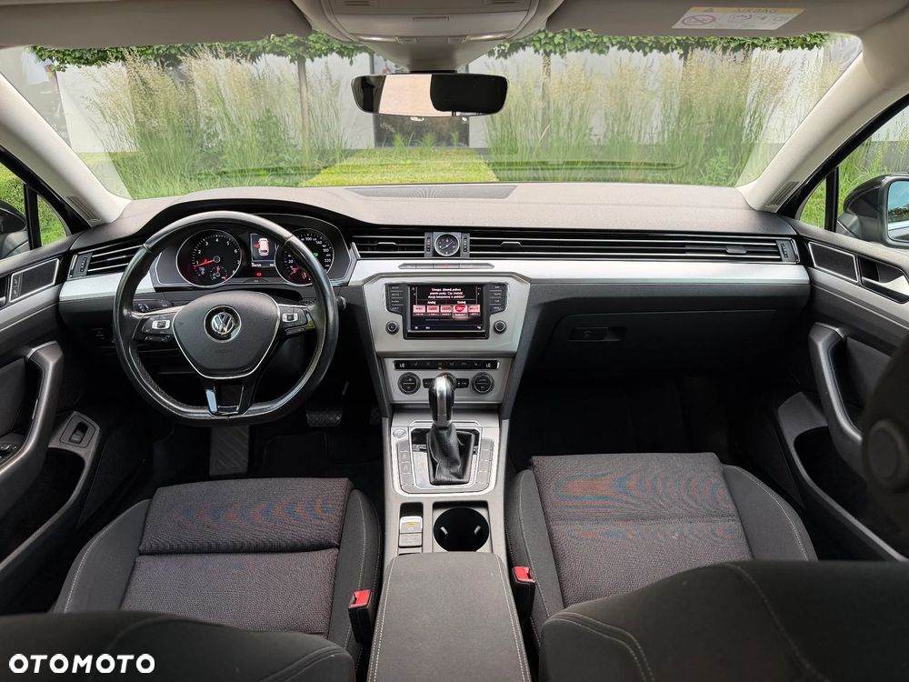 Volkswagen Passat 1.8 TSI (BlueMotion Technology) DSG Comfortline - 29