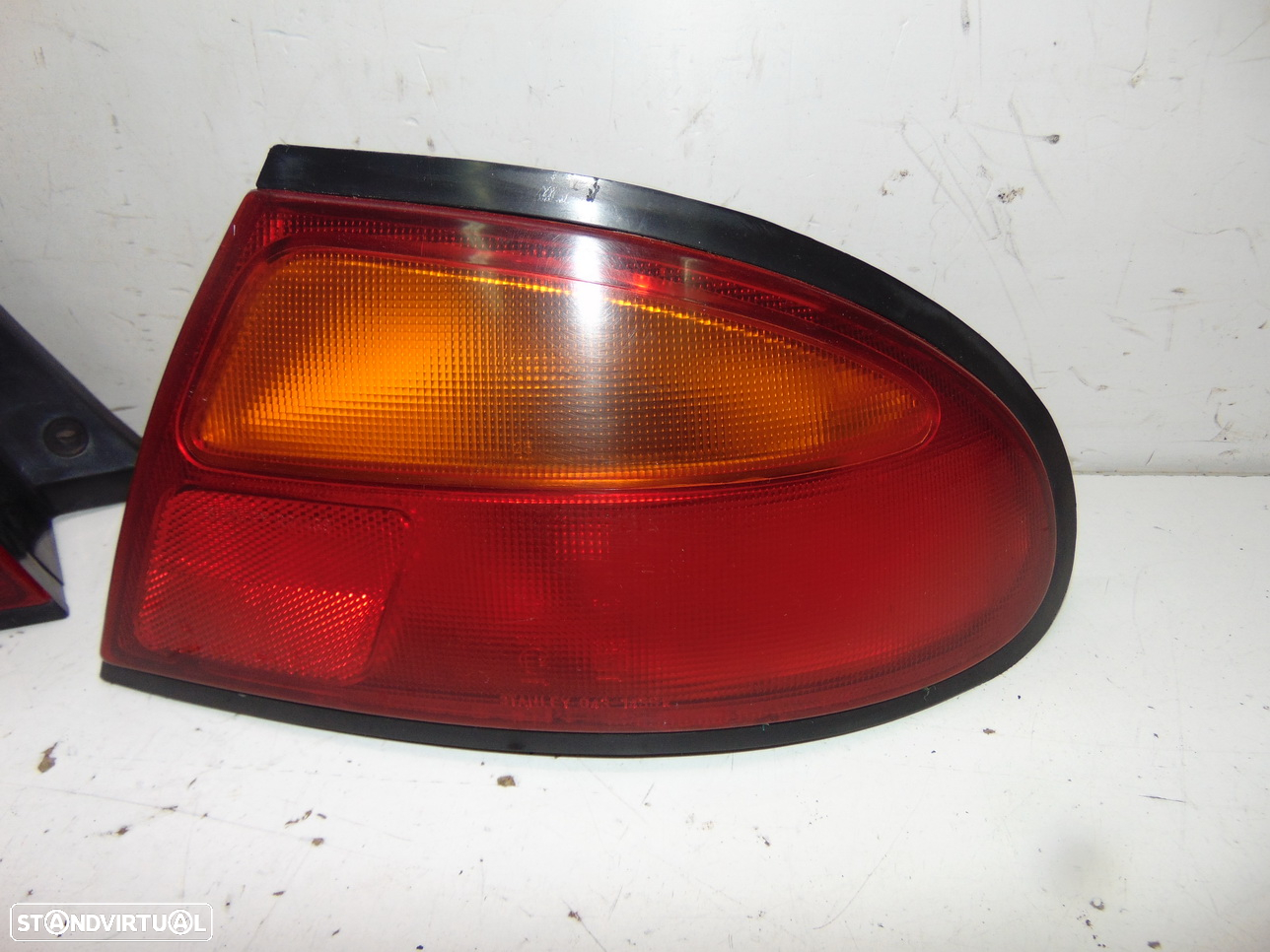 Mazda 323 F farolins - 4
