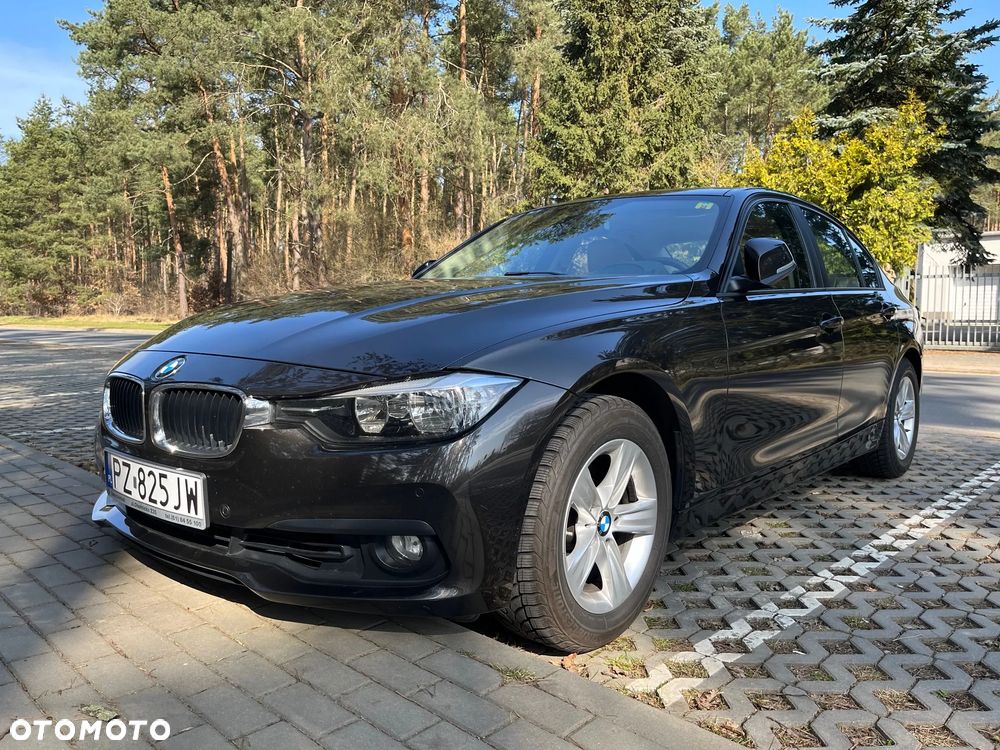 BMW Seria 3 318i - 2