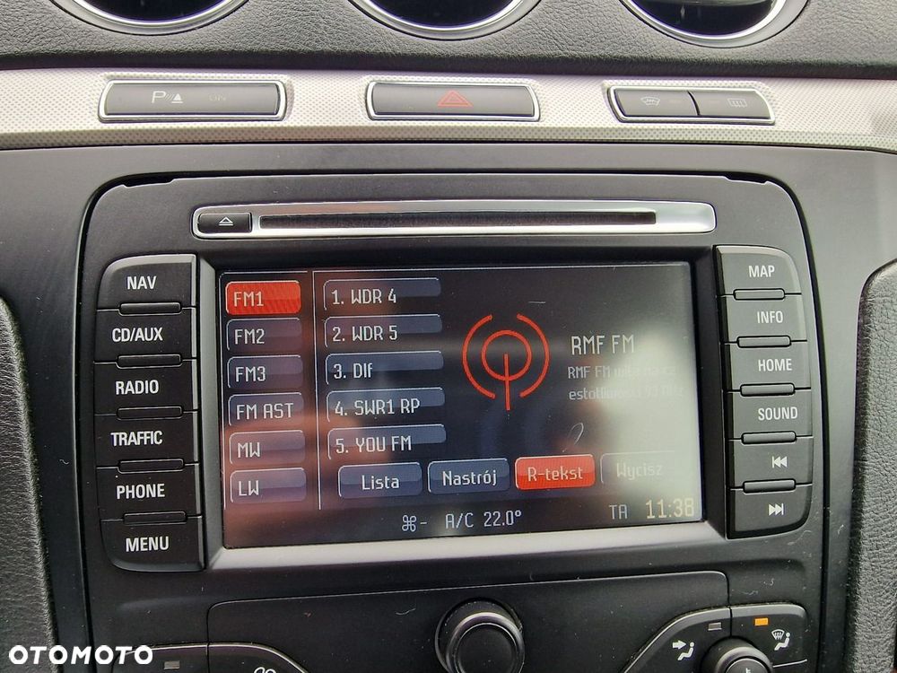Ford S-Max 2.0 TDCi DPF Champions Edition - 29