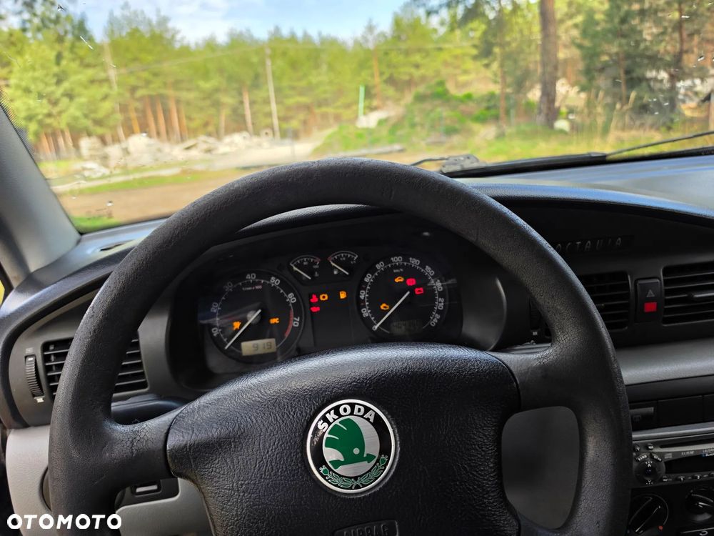 Skoda Octavia 1.6 Classic - 6