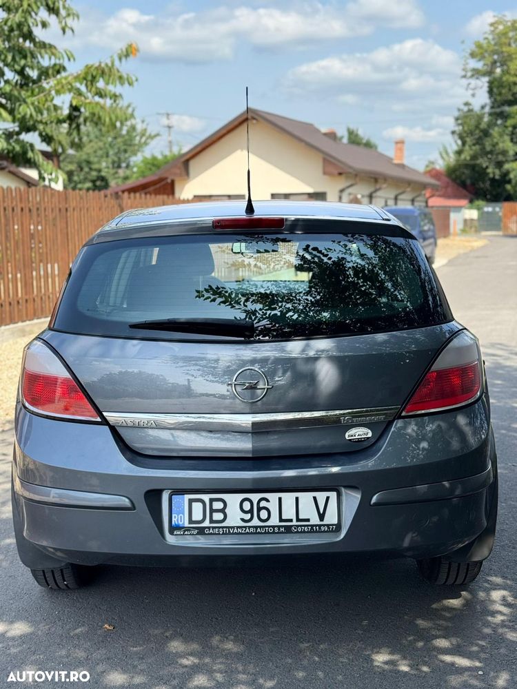 Opel Astra 1.6i Elegance - 5
