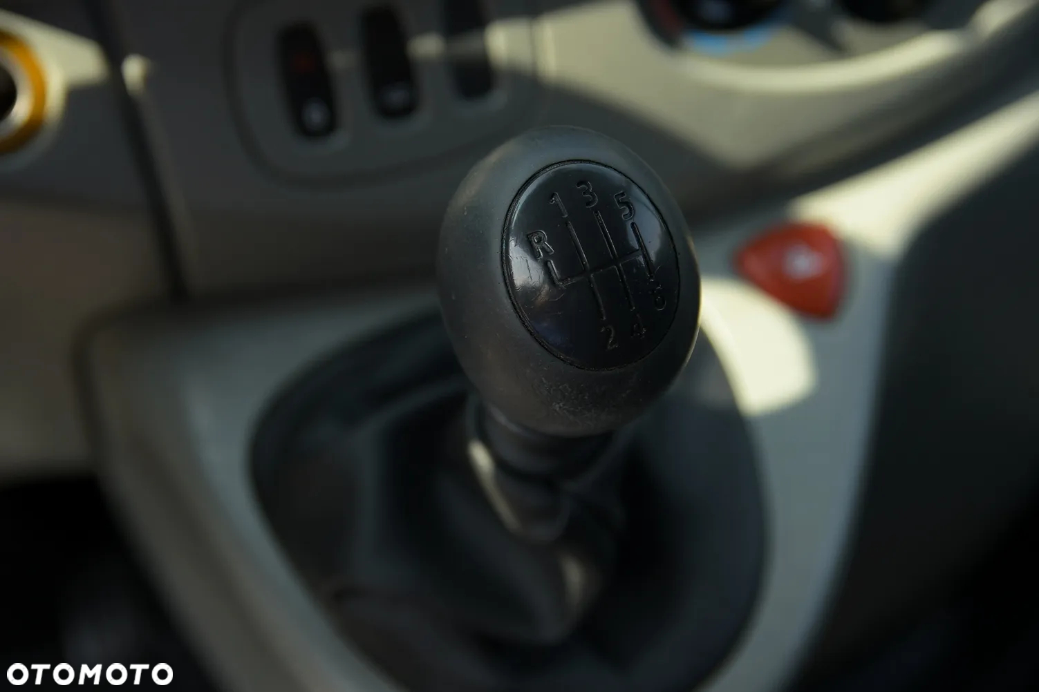 Renault Trafic - 34