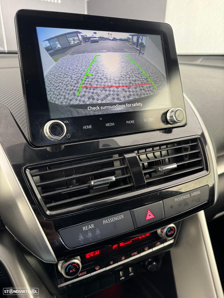 Mitsubishi Eclipse Cross Plug-In Hybrid 4WD Intro Edition - 22