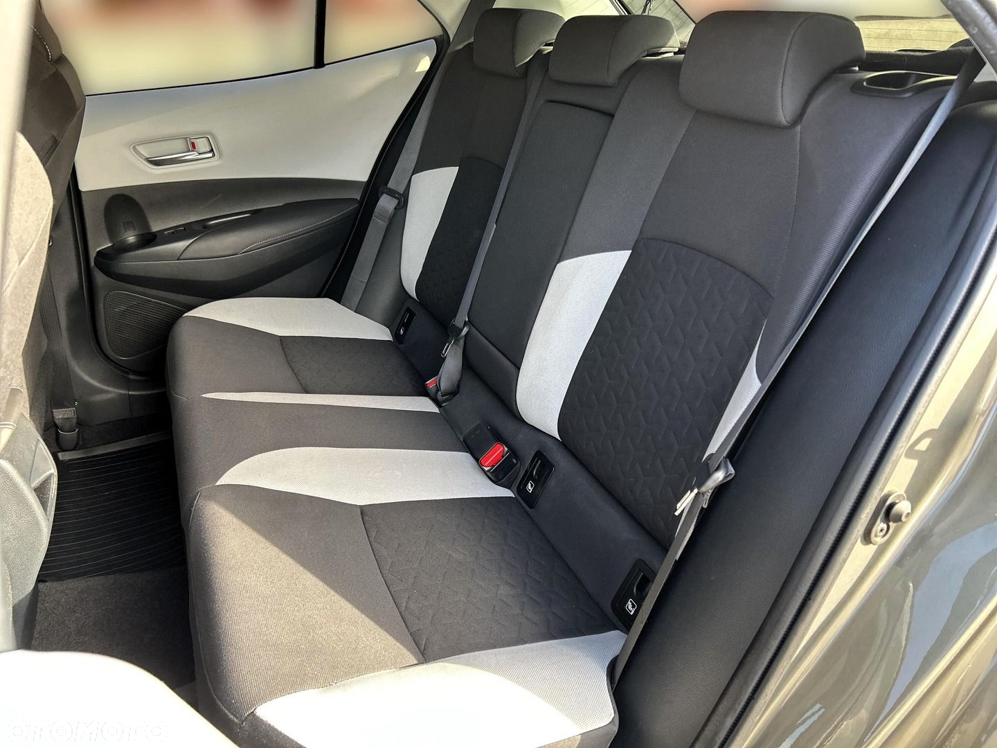 Toyota Corolla - 15