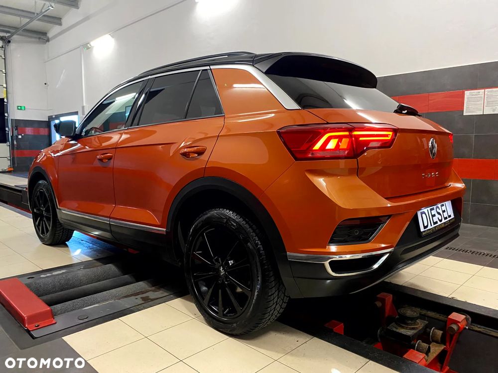 Volkswagen T-Roc 2.0 TDI SCR DSG GOAL - 15