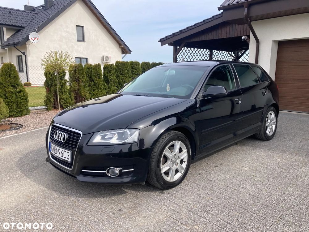 Audi A3 Sportback - 2
