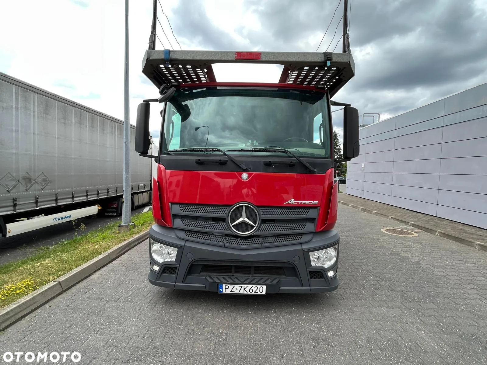 Mercedes-Benz Actros - 2