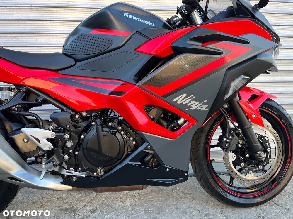 Kawasaki Ninja - 23