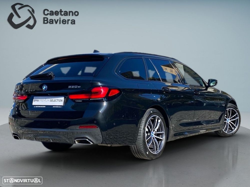 BMW 530 e Pack Desportivo M - 2